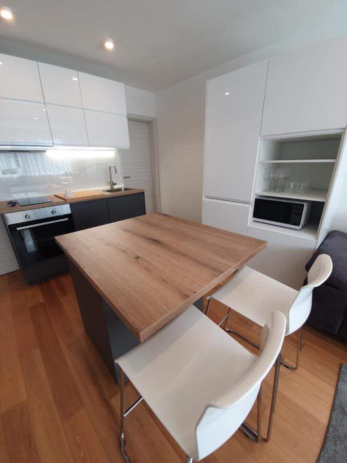 Apartman Leona 4*, Kantrida Rijeka Zewnętrze zdjęcie