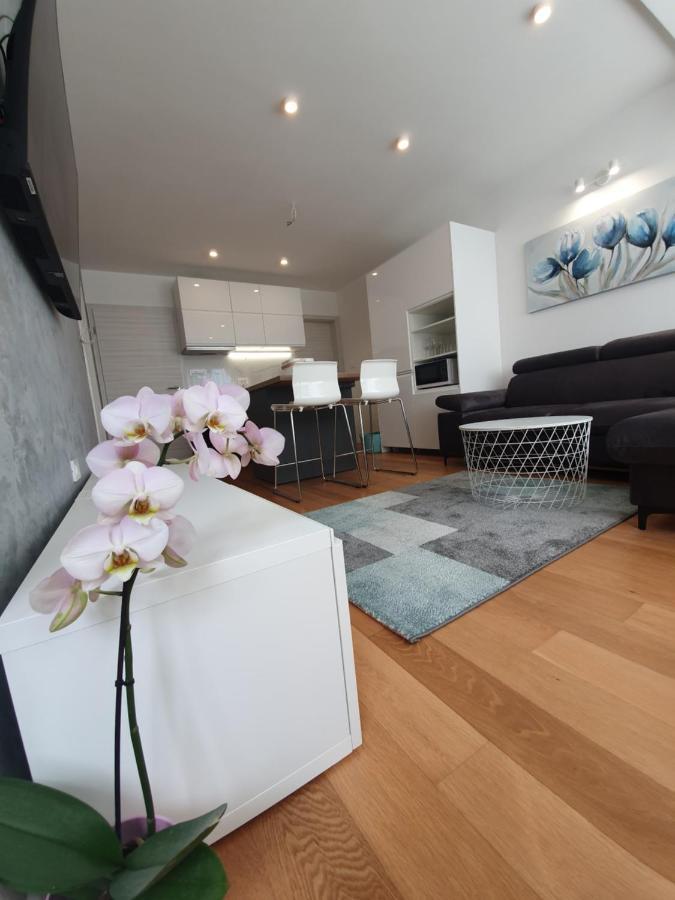 Apartman Leona 4*, Kantrida Rijeka Zewnętrze zdjęcie